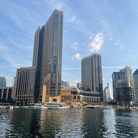 ホテル Four Stars Dubai Marina Jbr エクステリア 写真