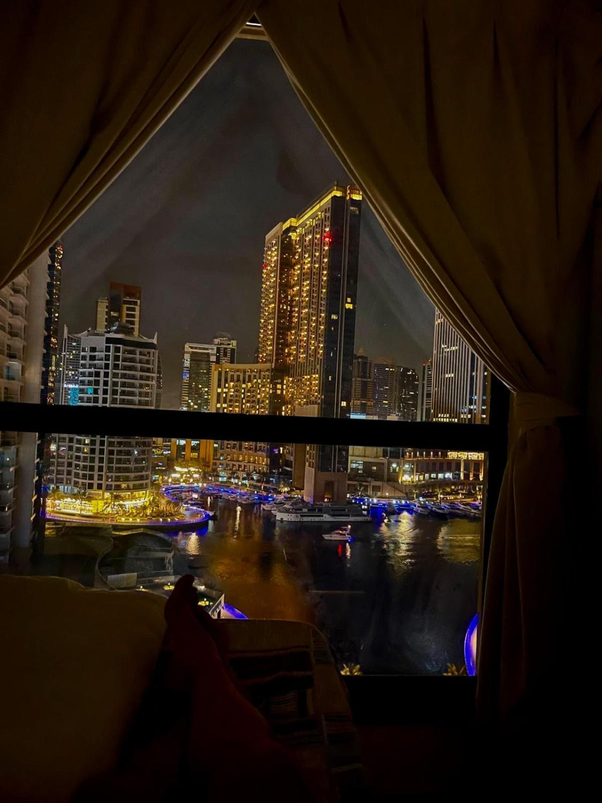ホテル Four Stars Dubai Marina Jbr エクステリア 写真