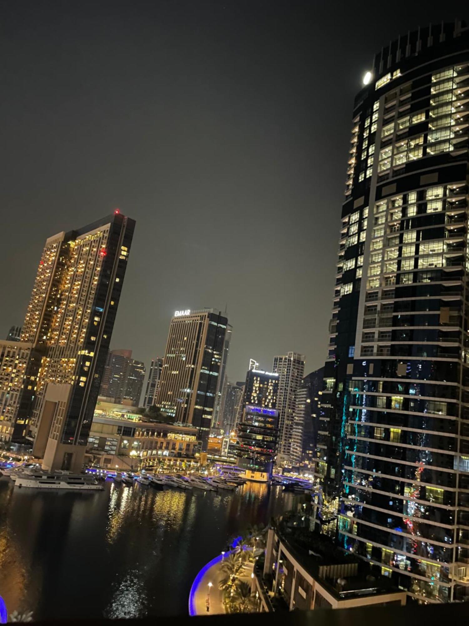 ホテル Four Stars Dubai Marina Jbr エクステリア 写真