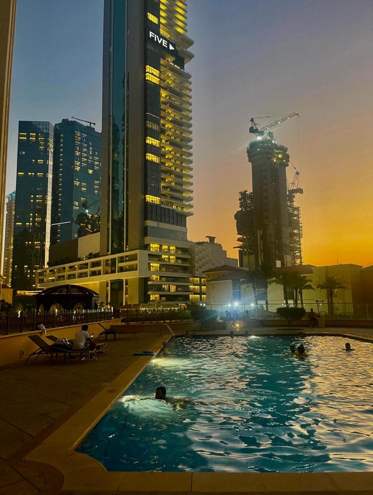 ホテル Four Stars Dubai Marina Jbr エクステリア 写真