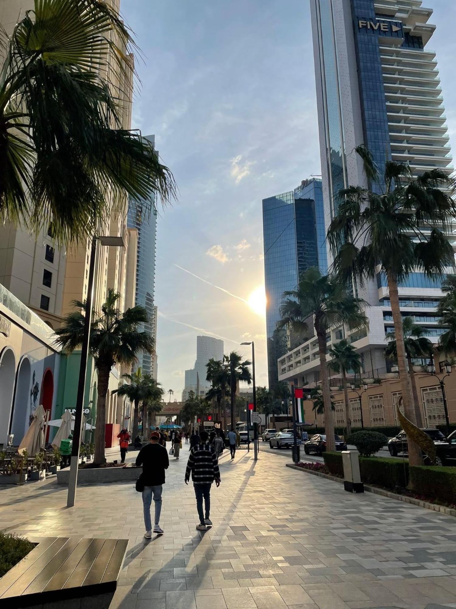 ホテル Four Stars Dubai Marina Jbr エクステリア 写真