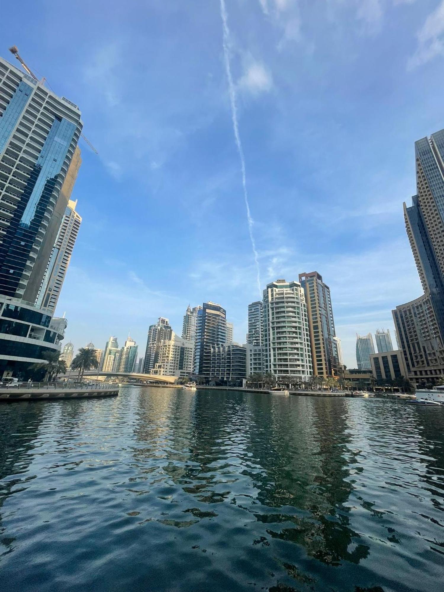 ホテル Four Stars Dubai Marina Jbr エクステリア 写真