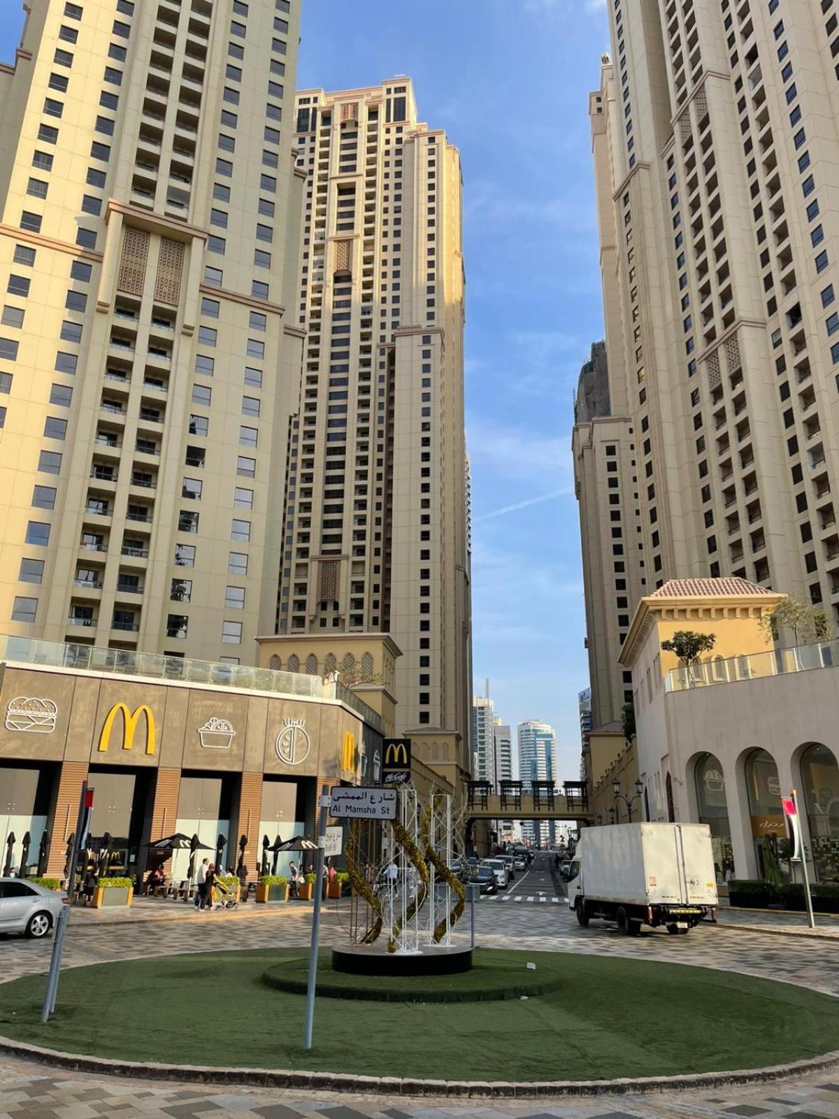 ホテル Four Stars Dubai Marina Jbr エクステリア 写真