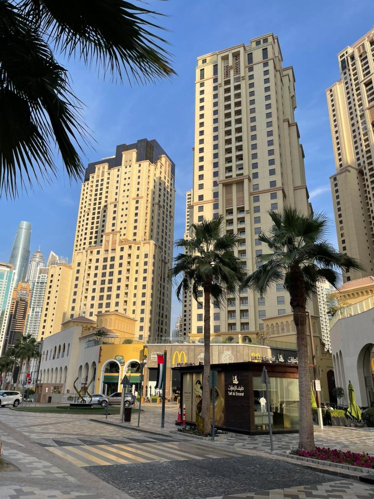 ホテル Four Stars Dubai Marina Jbr エクステリア 写真